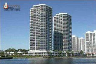 One Island Place image