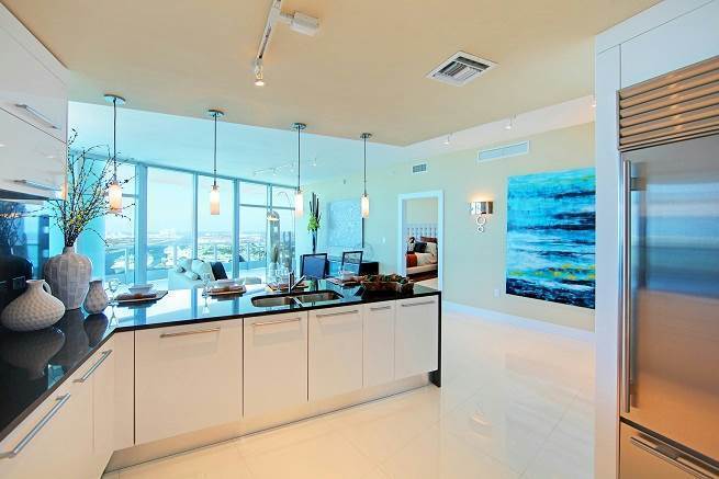 900 Biscayne Bay image #15